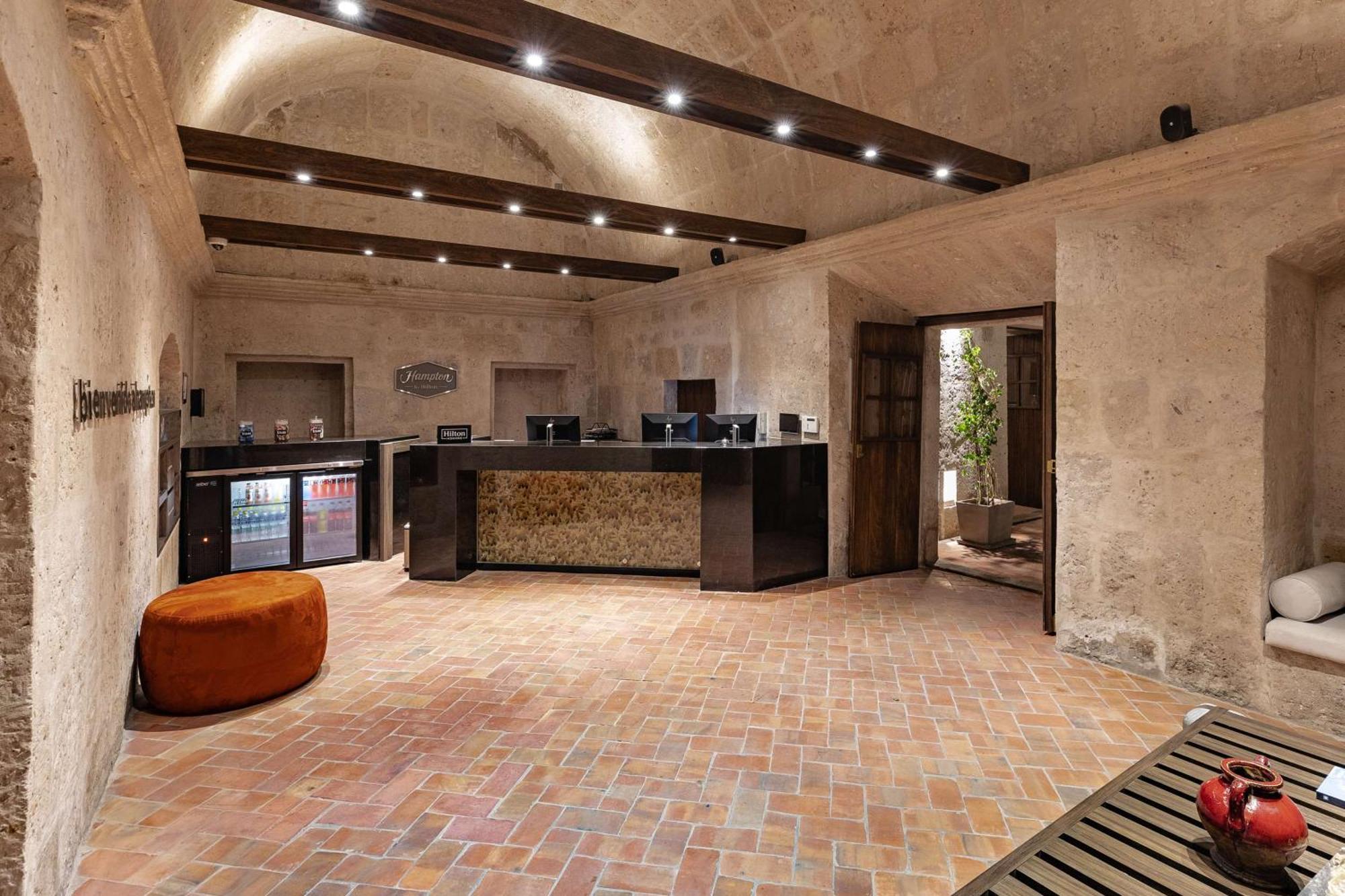 Hampton By Hilton Arequipa Hotel Exterior photo